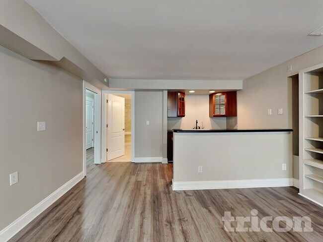 Foto del edificio - 71 Jefferson Dr