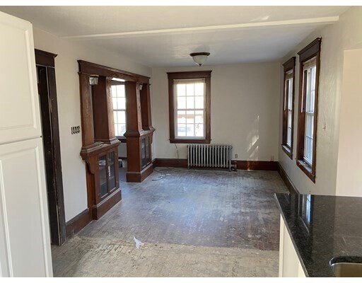 Building Photo - 27 Breakneck Hill Rd