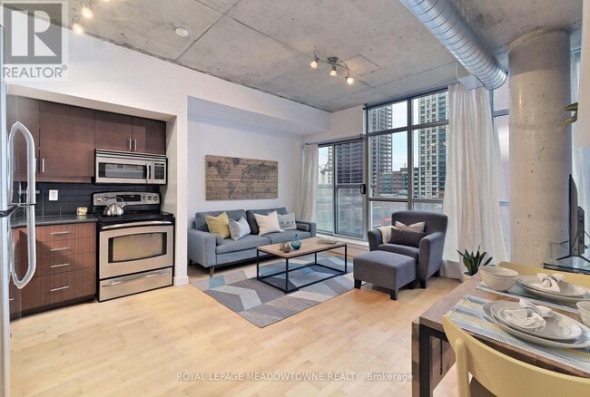 Building Photo - 1375 Dupont St