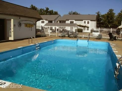 Primary Photo - 1625 Cass Ct