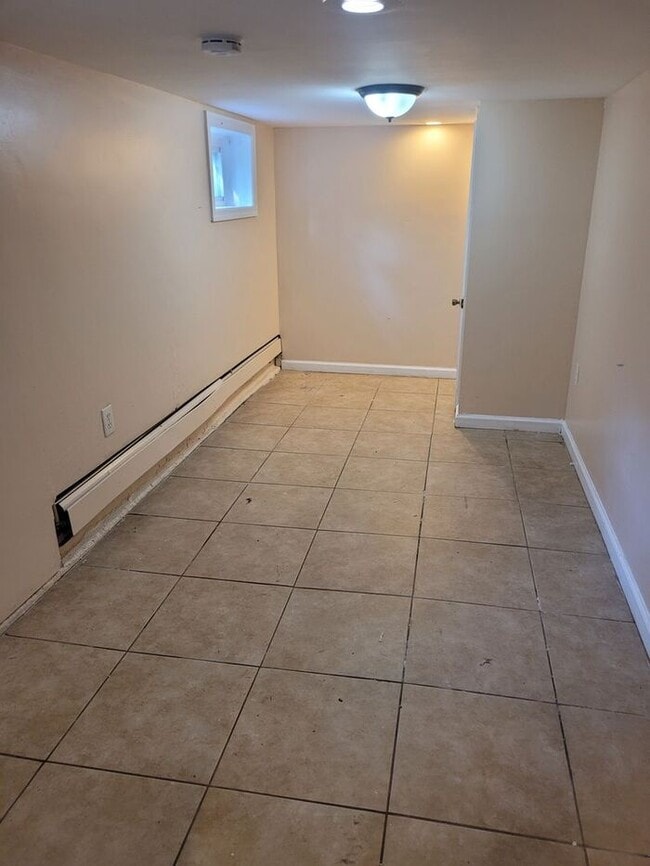 Photo - 24 Valley St House