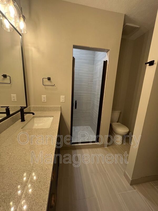 Foto del edificio - 626 N 46th St