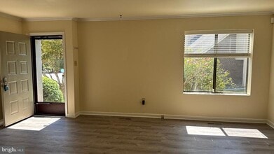 Building Photo - 3458 Plumtree Dr