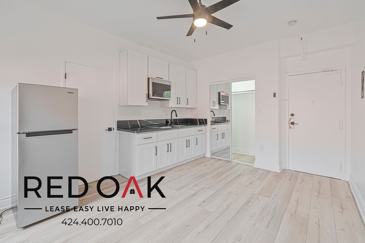 Foto principal - 744 Beacon Ave