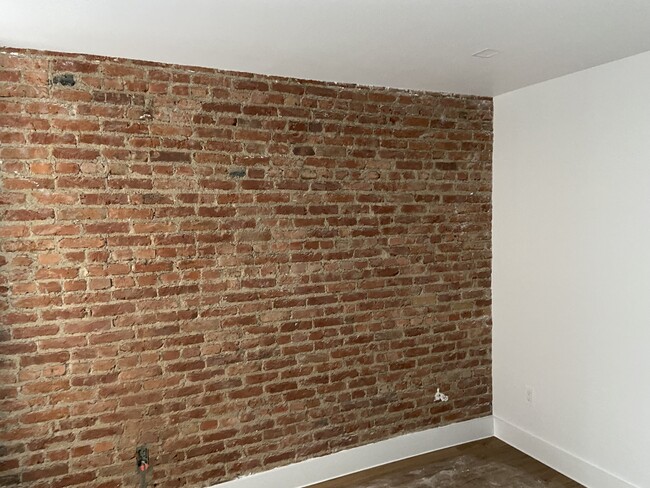 Building Photo - 41-11 53rd St