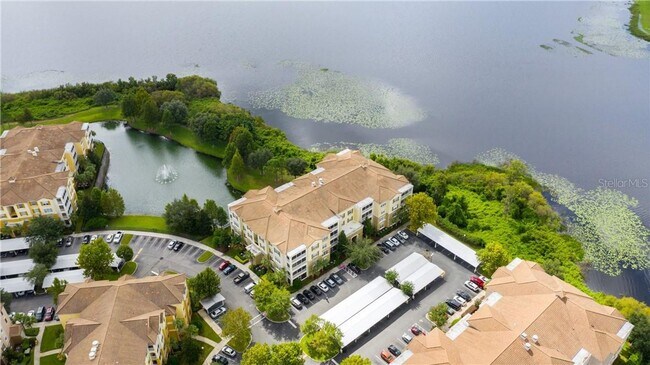 Foto del edificio - Beautiful WATERFRONT 3 bedrooms Condo loca...