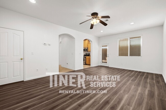 Foto del edificio - Beautiful North Natomas Home