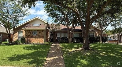 Building Photo - 3733 Interlaken Dr