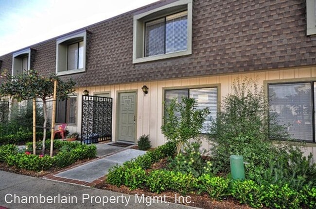 Building Photo - 7803 Centella St