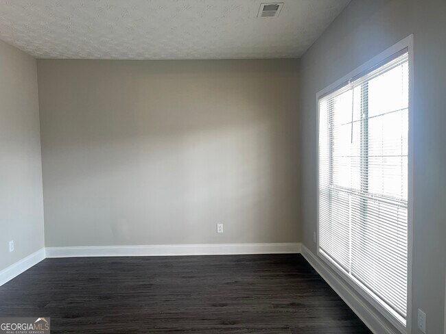 Foto del edificio - 299 Sheffield Chase