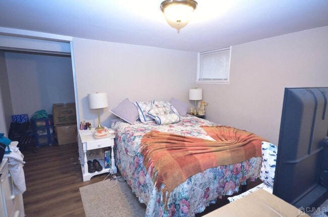 Building Photo - 405 N Washington Ave