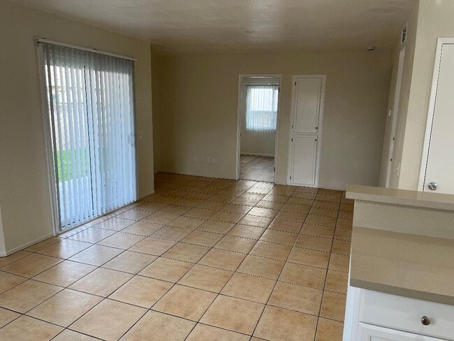 Living Room - 8681 La Salle St