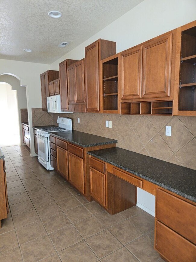 Foto del edificio - 45 Willow Trace Ct