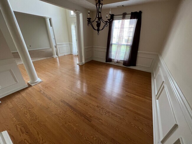 Foto del edificio - 8157 Woodland Ave SE