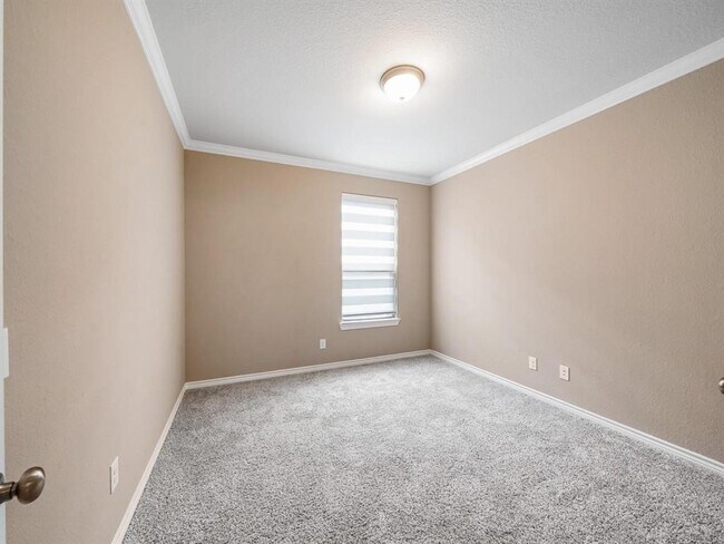 Building Photo - 24730 Harbor Terrace Ln
