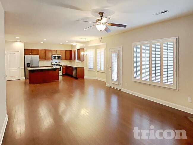 Foto del edificio - 5766 Woodside Forest Trail