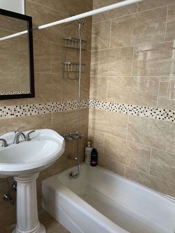 4385 Vireo Ave Unit Apt 5C, The Bronx, NY 10470 Room for Rent in The