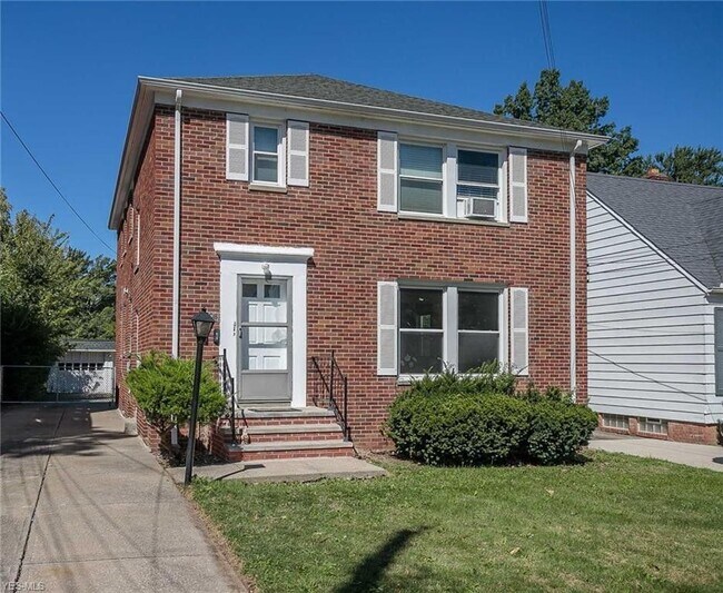 Building Photo - 1408 Sheffield Rd