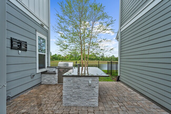 Foto del edificio - 11325 Barrier Beach Pl