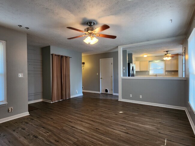 Foto del edificio - 11412 Kendrick Dr