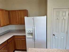 Building Photo - 10060 Bonterra Ave