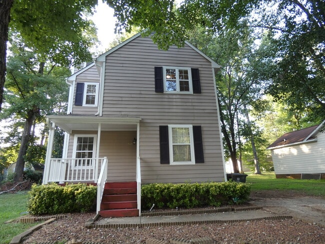 Building Photo - 3113 Olde Birch Dr