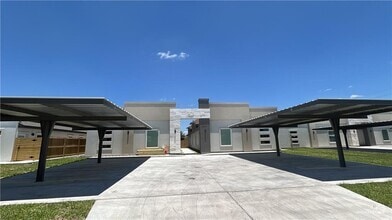 Building Photo - 1602 W Violet Dr
