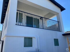 Building Photo - 8615 Placid View Dr