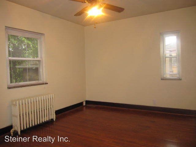 Building Photo - 117 Oakview Ave