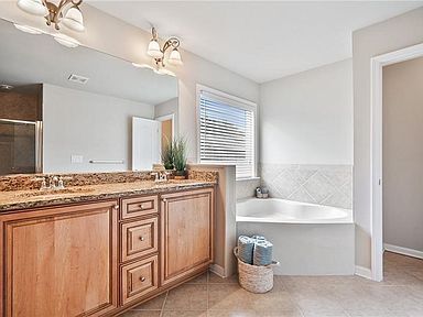 Building Photo - 5530 Falls Landing Dr