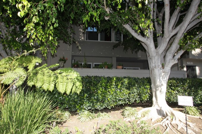Foto del edificio - 2508 Arizona Ave