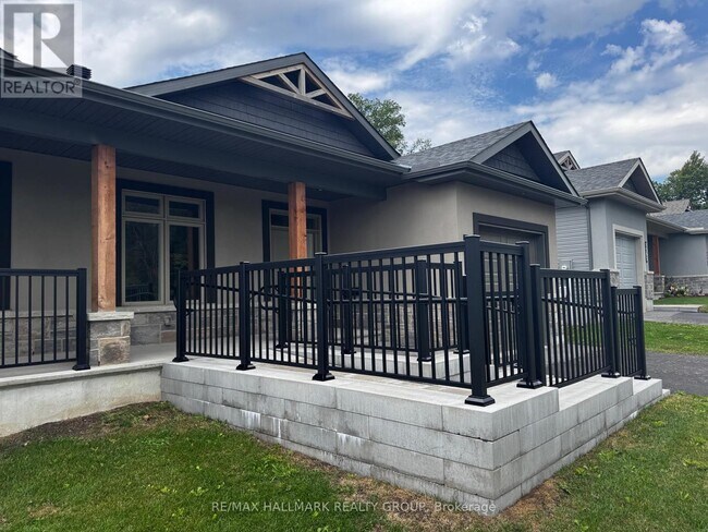 Photo du bâtiment - 1509 Flanders Rd