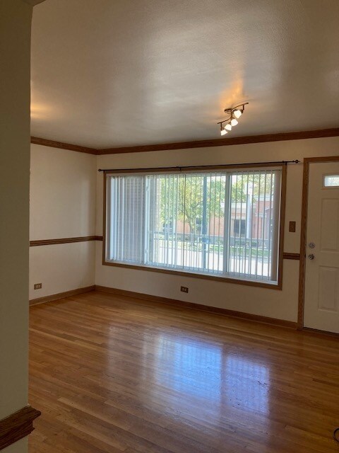 Foto del edificio - 4923 N Harlem Ave