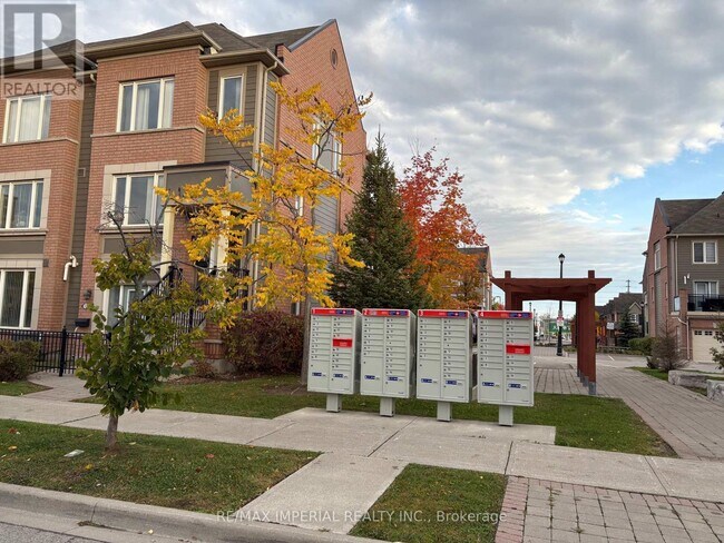 Building Photo - 173 Lewis Honey Dr