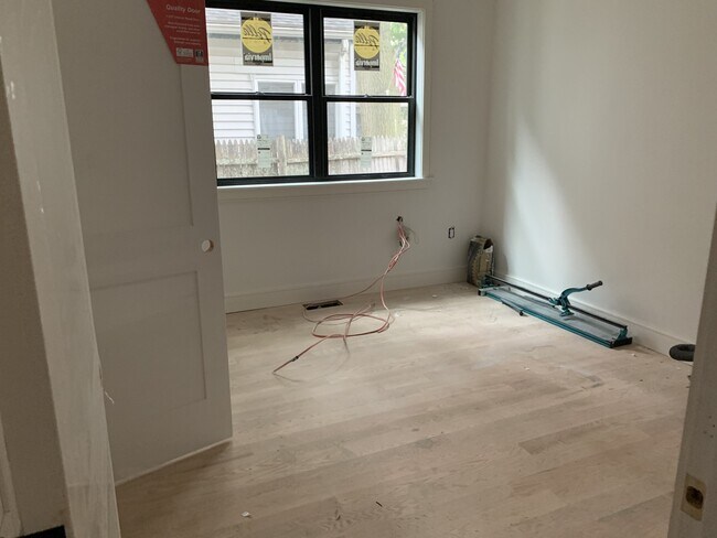 Foto del edificio - 152 Trenton St