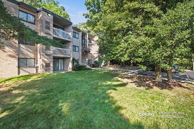 Building Photo - 6301 Hil-Mar Dr
