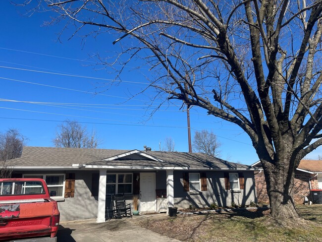 Photo - 3006 Scott Ln House