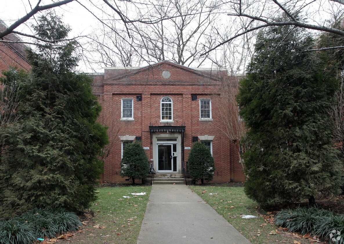Foto del edificio - 2356 40th St NW