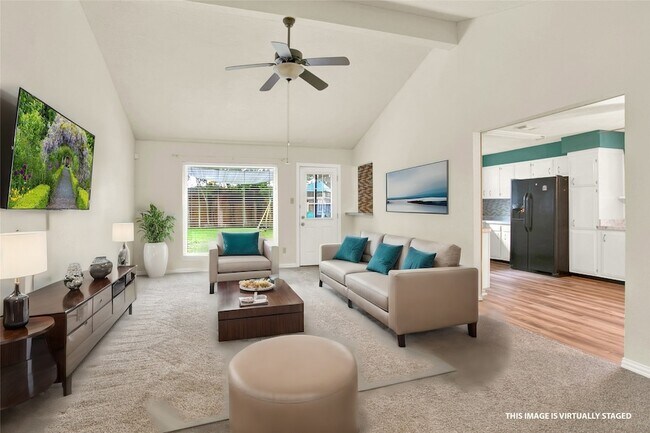 Foto del edificio - 6219 Silver Leaf Dr