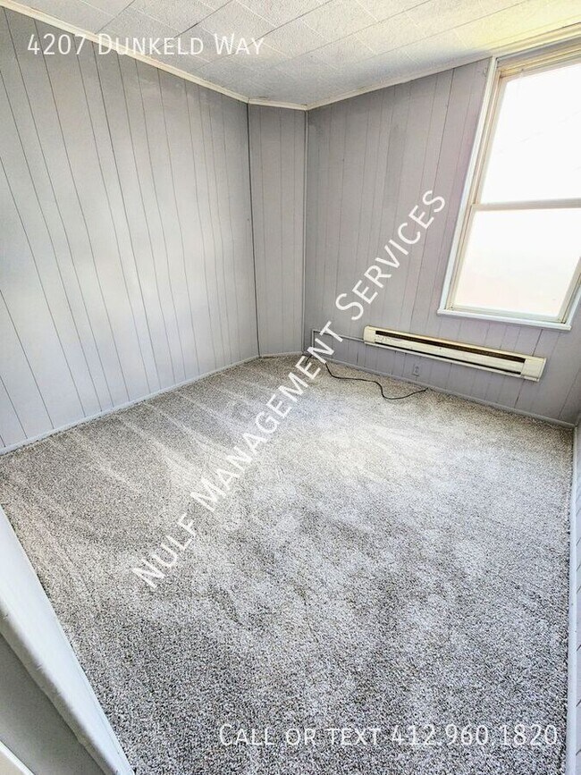 Foto del edificio - 4207 Dunkeld Way
