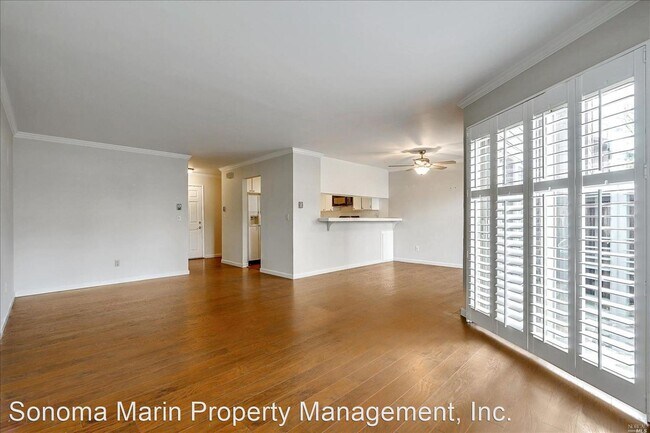 Building Photo - 3 br, 2.5 bath House - 104 Marylyn Cir.