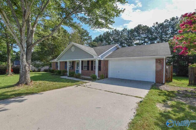 Foto del edificio - 109 Cove Crest Dr