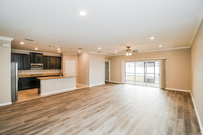 Building Photo - 16171 Magnolia Grove Way