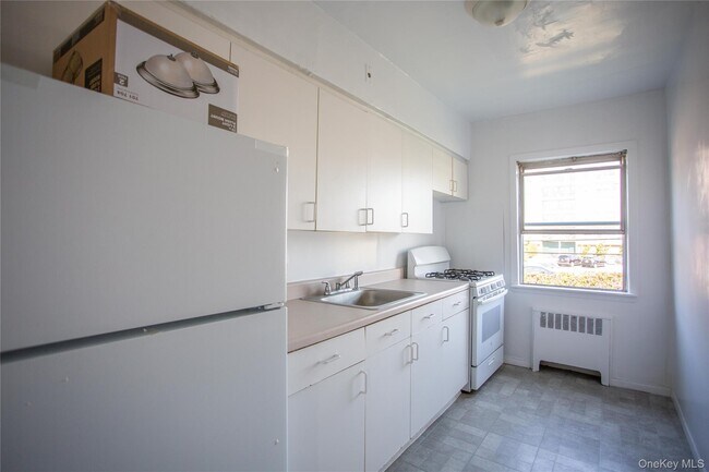 Foto del edificio - 345 Shore Rd