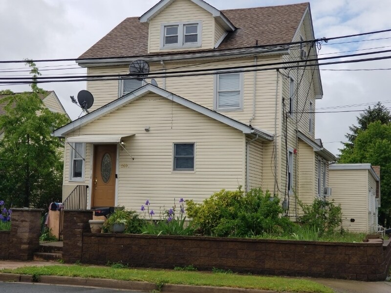 Primary Photo - 269 N 1st Ave