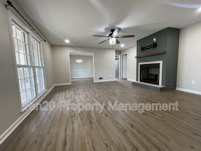 Foto del edificio - 2005 Landau Dr