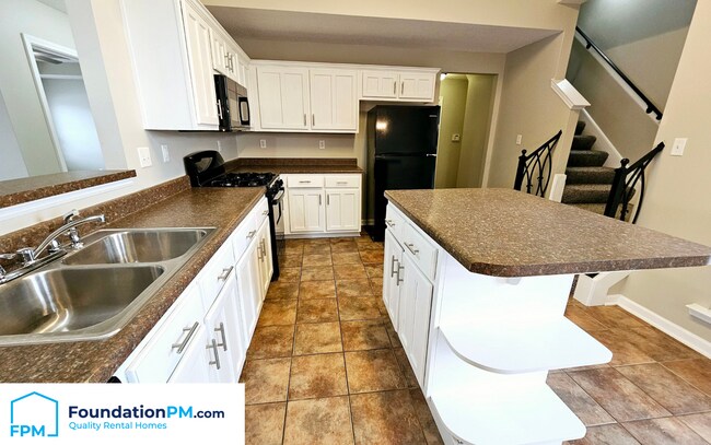 Foto del edificio - 8435 Windsor Ln