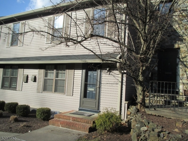 181 Long Hill Rd Unit 6, Little Falls, NJ 07424 Condo for Rent in