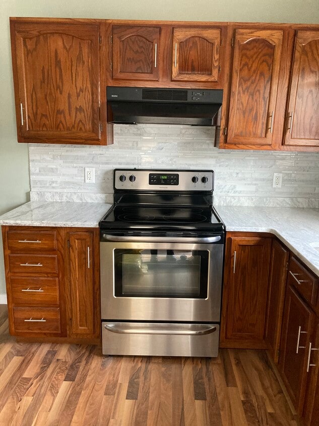 Kitchen - 3108 Tansel Rd