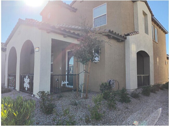 Foto del edificio - AMERICANA Property Mgmt - 3beds - 2 1/2baths Newly Townhouse in Henderson.
